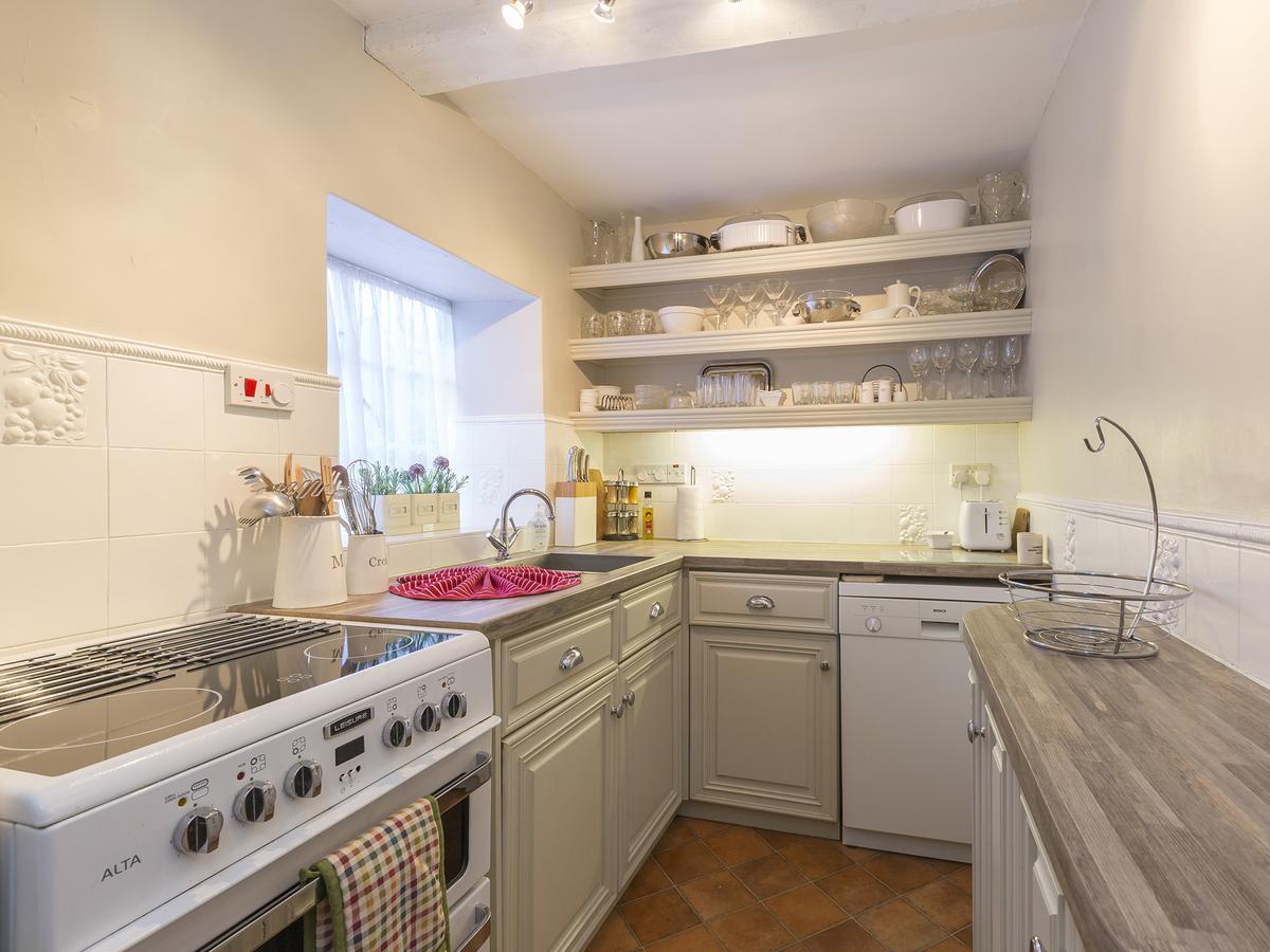 Box Cottage Бродуей Екстериор снимка