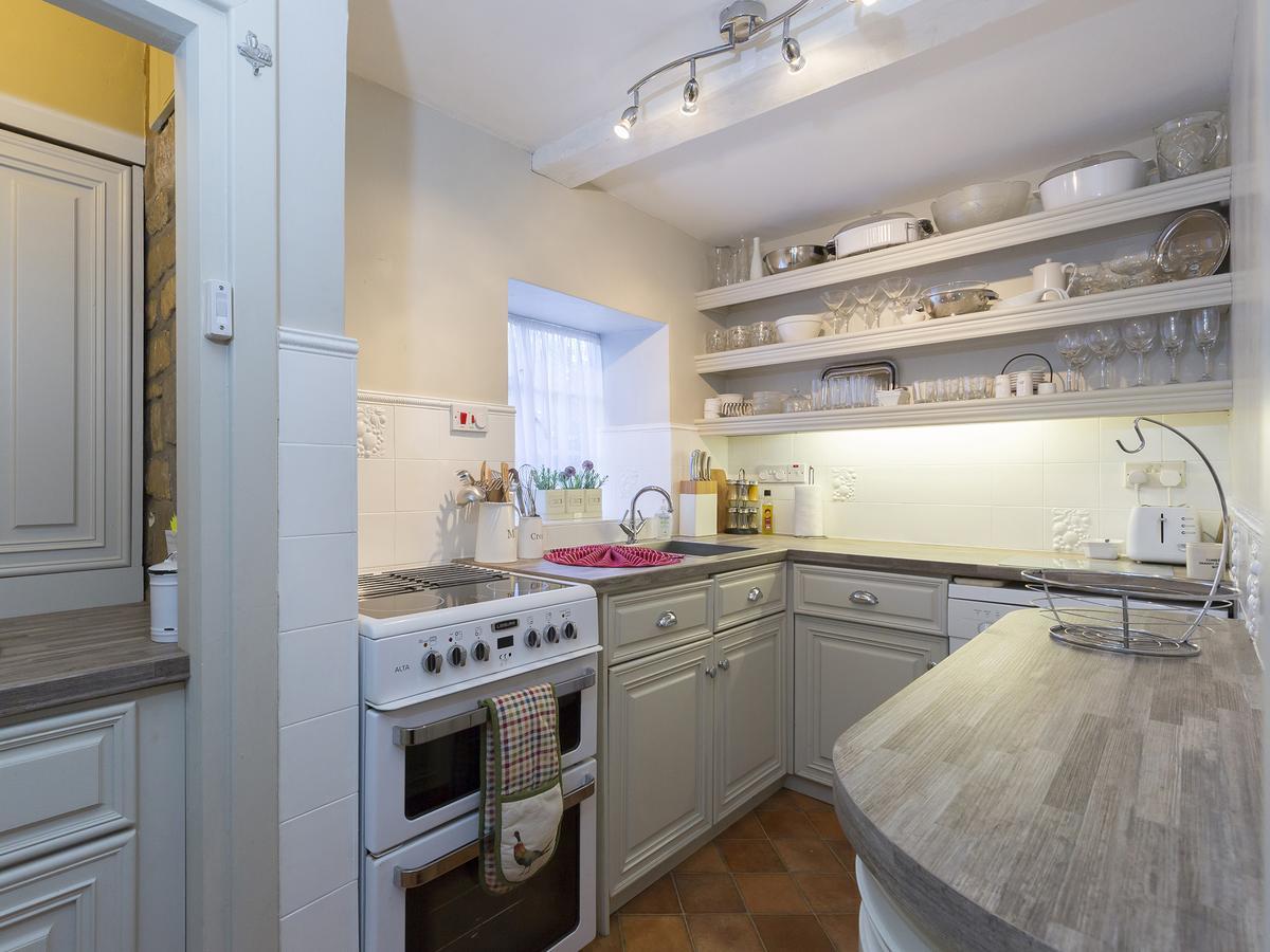 Box Cottage Бродуей Екстериор снимка