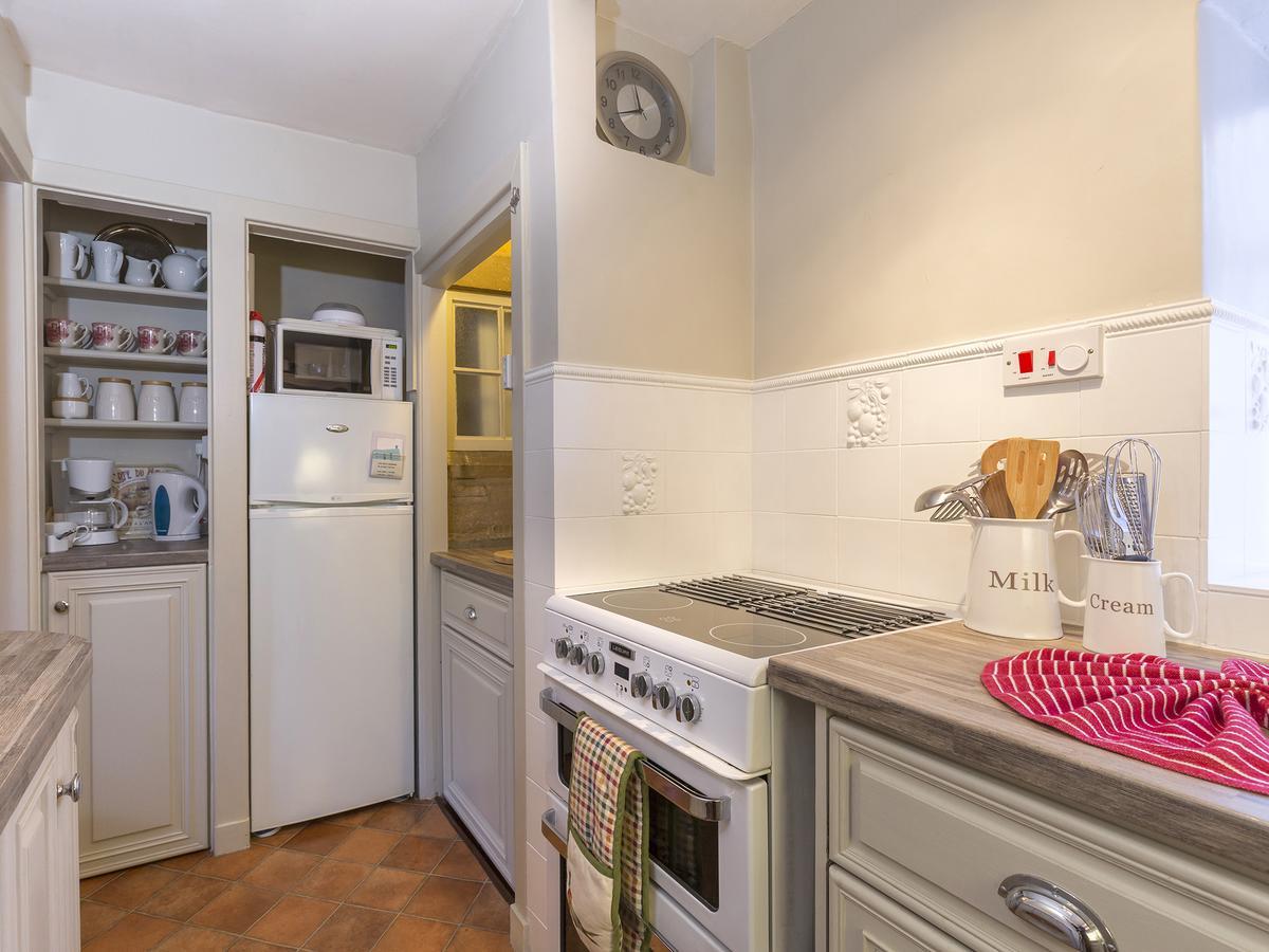 Box Cottage Бродуей Екстериор снимка